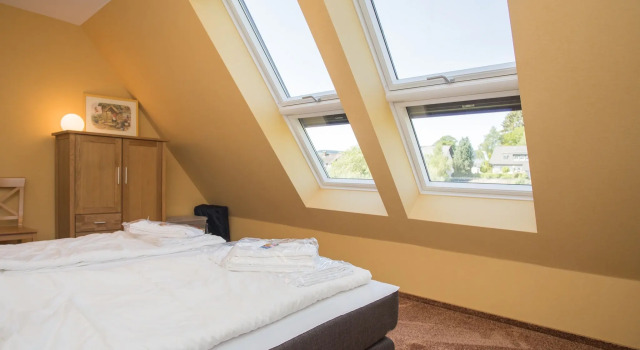 Attractive Holiday Home in Elkeringhausen with Pond