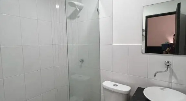 Четырёхместный номер Standard Perla Central Hotel