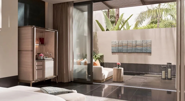 Вилла с бассейном Lagoon с 4 комнатами Regent Phu Quoc