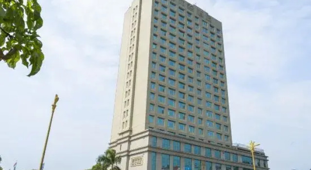 Long Tai Hotel, Boek Hotel Hotels in Guangdong met parkeren, Parkeren