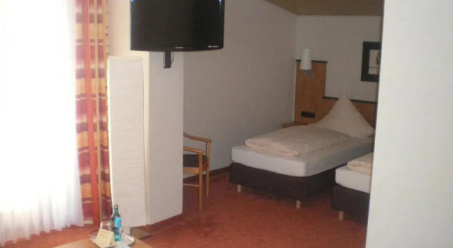 Hotel Gasthof Käßer, Reserva ahora Hotel Ansbach Franconia Media