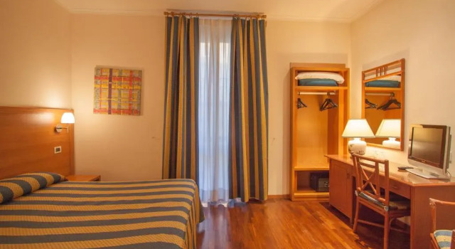 Трёхместный номер Hotel Laurentia
