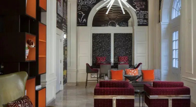 Люкс Hotel Indigo Atlanta Midtown by IHG