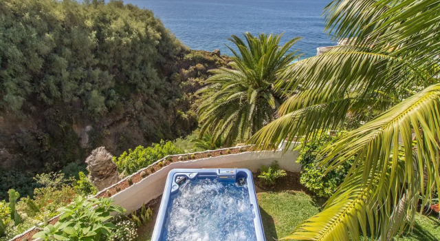 Villa in protected space in front of the sea, Prenota Villa Ville a Tenerife, Villa