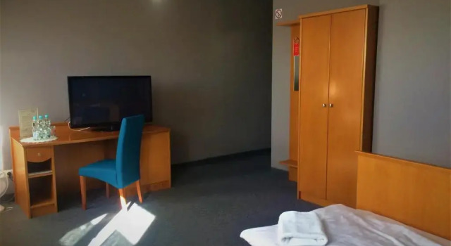 Трёхместный номер Standard Hotel Restauracja Tawerna Gliwice - duży parking gratis