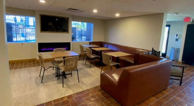 La Quinta Inn & Suites by Wyndham Tempe University / Phoenix, Boek Hotel Hotels in Arizona met ontbijt, Ontbijt