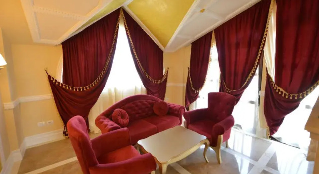 Executive- suite Hotel Luani Arte