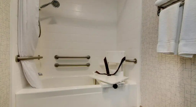 Четырёхместный номер Standard Holiday Inn Express & Suites - Lincoln East - White Mountains by IHG