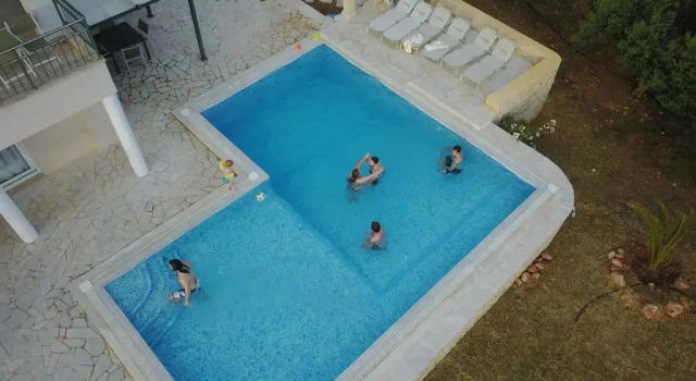 Вилла Superior Luxe Villa Livadia, 10 personen