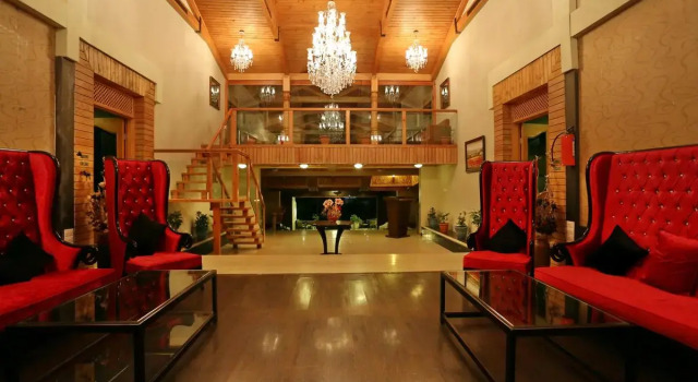 Hotel Pine Spring Pahalgam, Забронировать Отель Отели Пахалгам 4 звезды, 4*