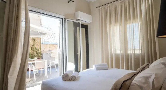 Sofias LemonTree Family House