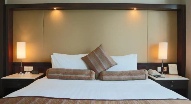 Двухместный номер Deluxe Howard Johnson Huaihai Hotel Shanghai