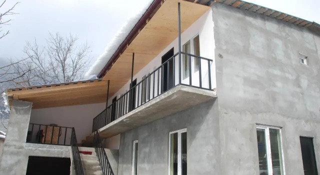 Gogi Jafaridzes Guesthouse, Prenota Hotel Mestia Samegrelo Zemo-Svaneti