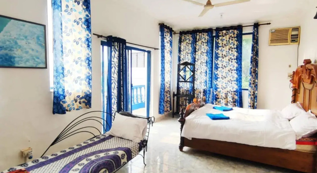 Amazing Hilltop 4 BHK Villa with Private Pool near Candolim, Buchen Sie Villa Nerul Nord-Goa
