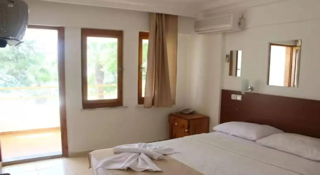 Tuana Hotel, Varaa Hotelli Hotellit Marmara-alue pysäköinnillä, Pysäköinti
