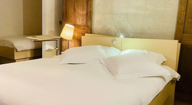 Трёхместный номер Comfort Hôtel Le Dormeur du Val