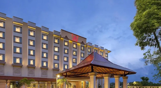 Welcomhotel by ITC Hotels, Bhubaneswar, Book Hotel Hotels in Bhubaneshwar with a Pool, Swimming Pool