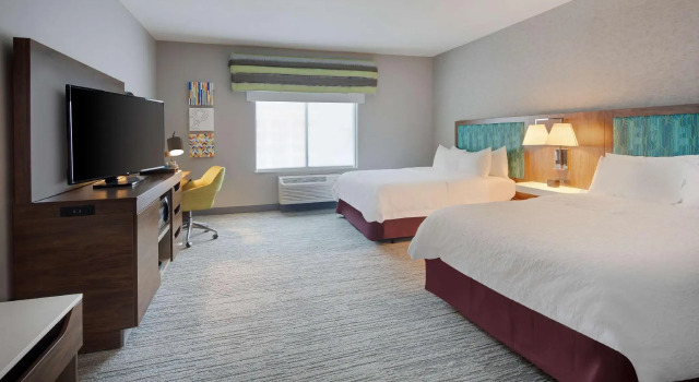 Четырёхместный номер Standard Hampton Inn & Suites DIberville Biloxi
