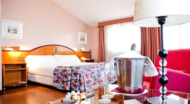 Hotel Arumí, Buchen Sie Hotel Santa Eugènia de Berga 