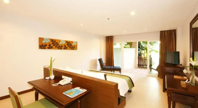 Двухместный номер Deluxe с видом на сад The Heritage Pattaya Beachfront Resort