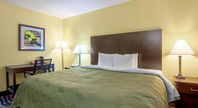 Двухместный номер Standard Quality Inn Holly Springs South