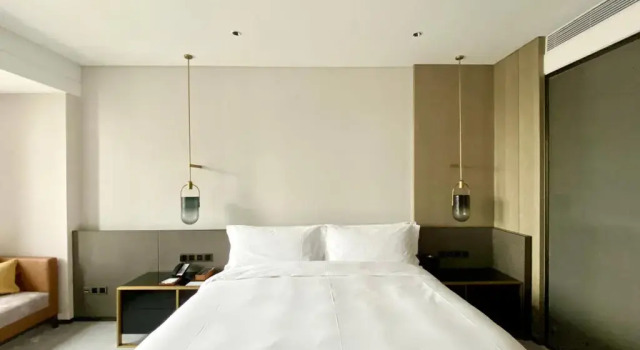 Двухместный номер Century Lotus View Classic InterContinental Foshan DongPing by IHG