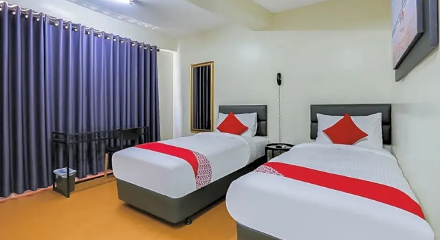 Номер Deluxe Anglo Residences Manila