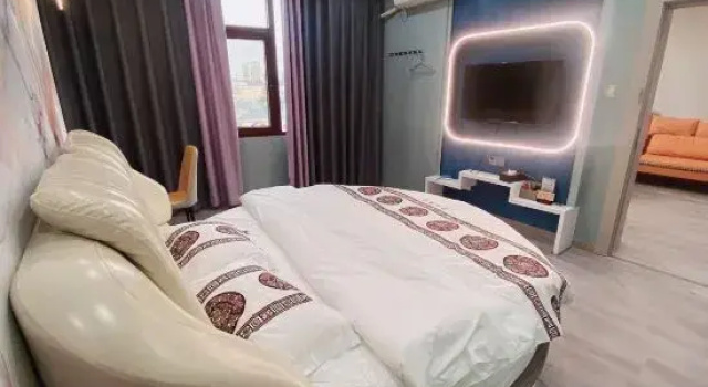 Люкс Dream Express Hotel (Wenshan Qihua Square Branch)