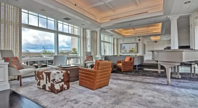 Modern Apartments in Back Bay by Barsala, Забронировать Апартаменты/квартира Апартаменты Бостона, рядом с Huntington Theatre, Апартаменты/квартира