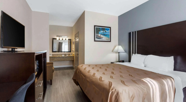 Quality Inn & Suites Huntington Beach