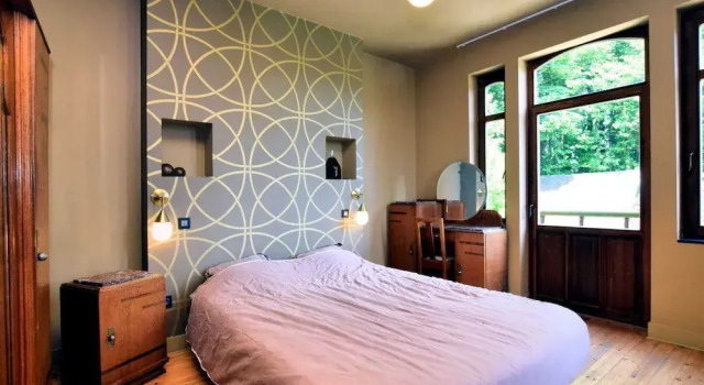 A Beautiful Art Nouveau House With an Enormous Garden, Prenota Casa vacanze Flobecq 