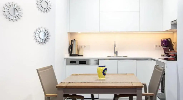 Flat With Shared Pool Close to the Beach in Cesme