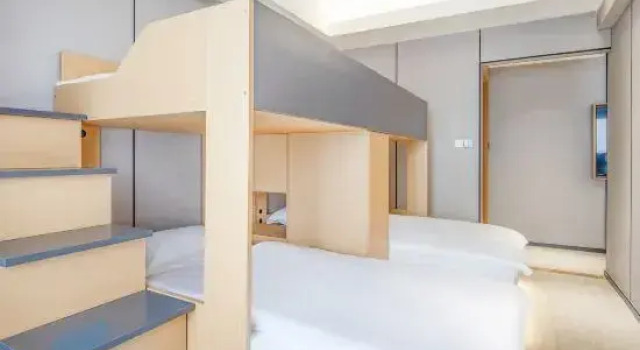 Трёхместный люкс c 1 комнатой i Electronic Sports Hotel (Chengdu The Tianfu Panda Tower Hongxing Bridge Subway Station)