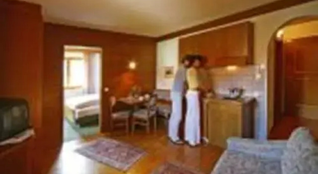 Hotel Garní Sunnleit´n, Забронировать Отель Монгуэльфо План-де-Коронес