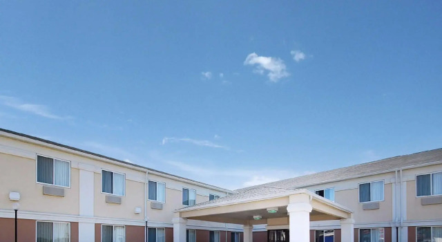 Кровать в общем номере Comfort Inn Sioux City South