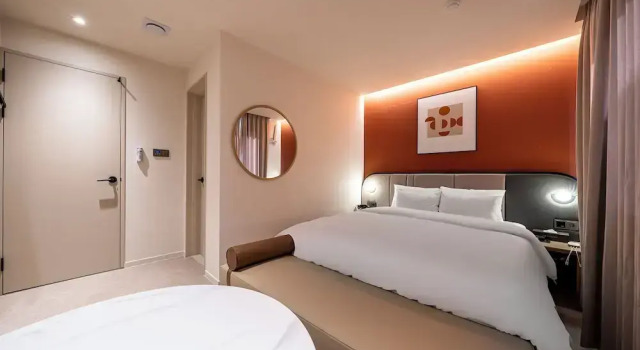 Номер Deluxe H AVENUE  Jecheon Station