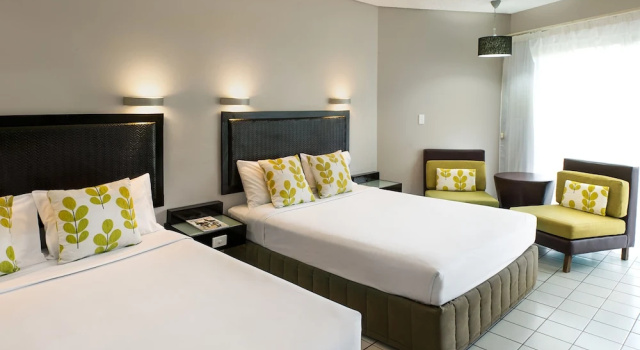 Номер Superior с балконом Mercure Nadi