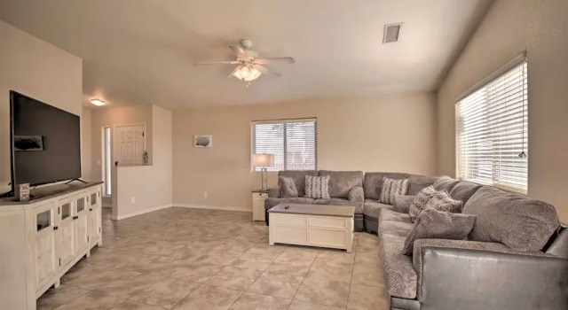 3 Mi to Beach & Boat Launch: Lake Havasu Home!, Забронировать Дом для отпуска Лейк-Хавасу-Сити штат Аризона