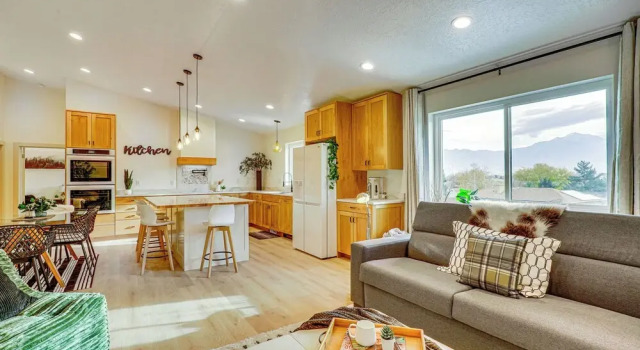Апартаменты Wasatch Ski Base w/ Mtn Views: Families Welcome!