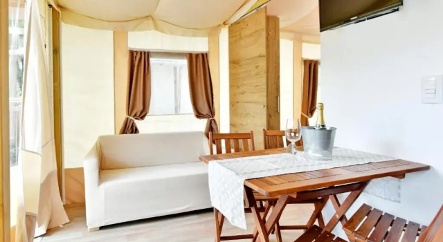 Polidor Family Camping Resort, Đặt Khu cắm trại Khách sạn ở Poreč Riviera bao gồm bữa sáng, Bữa sáng