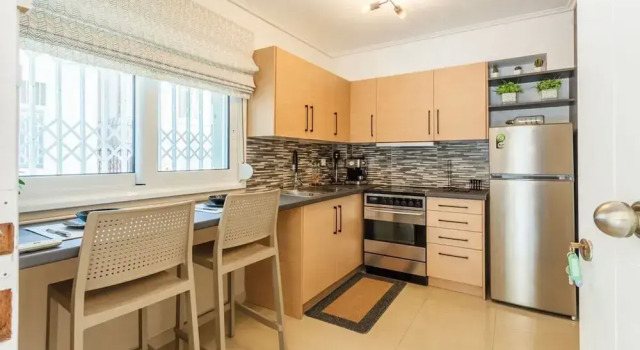 Kalamata Lime Studio - Urban Cozy Nest