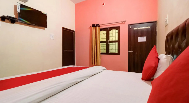 OYO 77258 Shree Laxmi Guest House