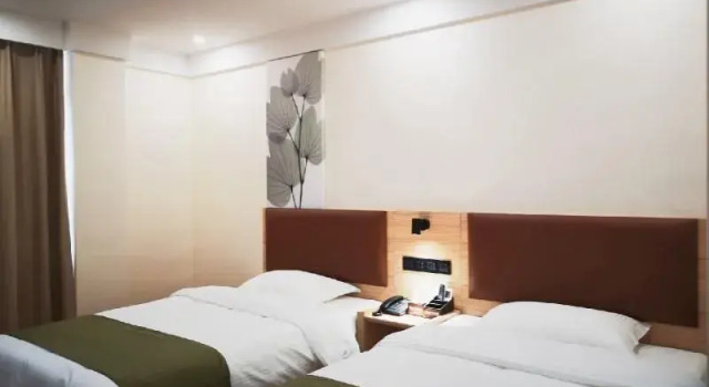 GreenTree Inn Huangguoshu Waterfall Scenic Area, Rezerwuj Hotel Hotele 3-gwiazdkowe w Anshun, 3*