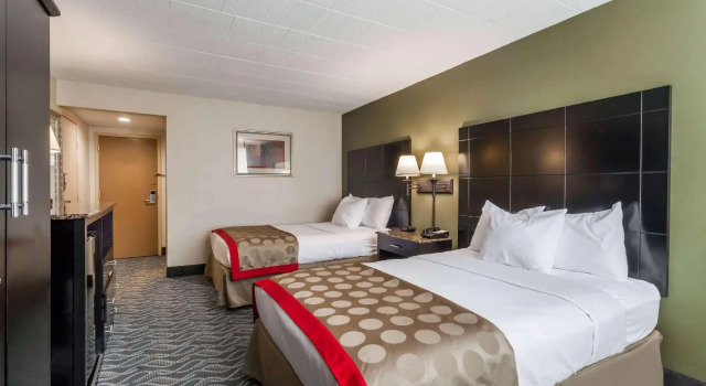 Четырёхместный номер Standard Ramada by Wyndham Newburgh/West Point