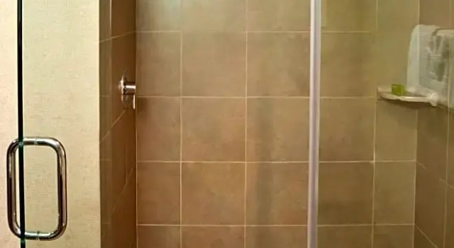 Номер Deluxe Airtel Plaza Hotel