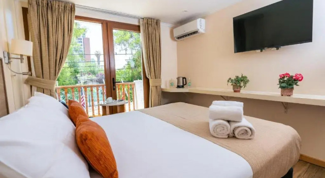 Двухместный номер Standard с балконом Tagle Hotel Boutique