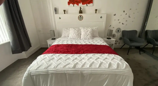 Impeccable 1-bed Apartment Perth a Home From Home