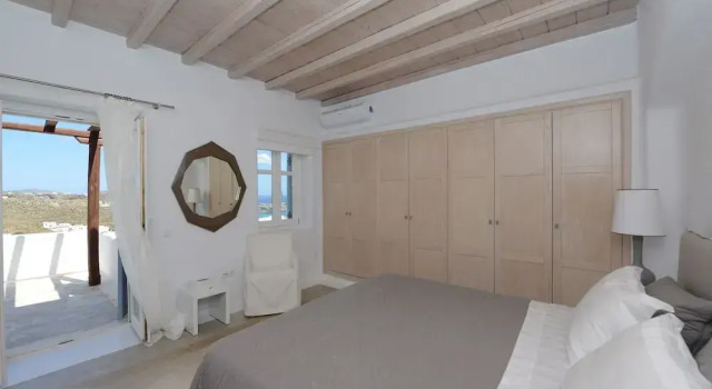 Вилла Deluxe Villa Ammonite with heated pool by Diles Villas