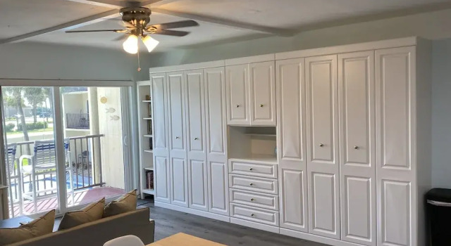 202 Mariners Cove Studio Bedroom Home, Забронировать Дом для отпуска Коттеджи Нью-Смирна-Бич, рядом с Парк 27 Авеню, Коттедж