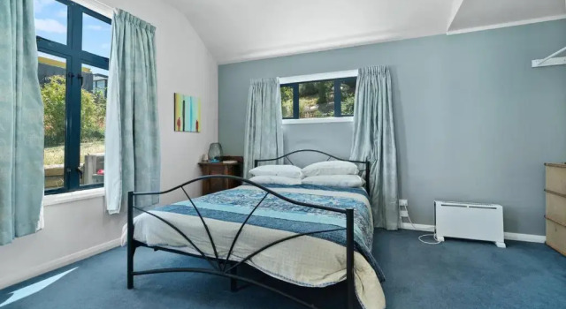 The Lakefront Gem - Wanaka Holiday Home, Забронировать Отель Ванака Требл-Коун
